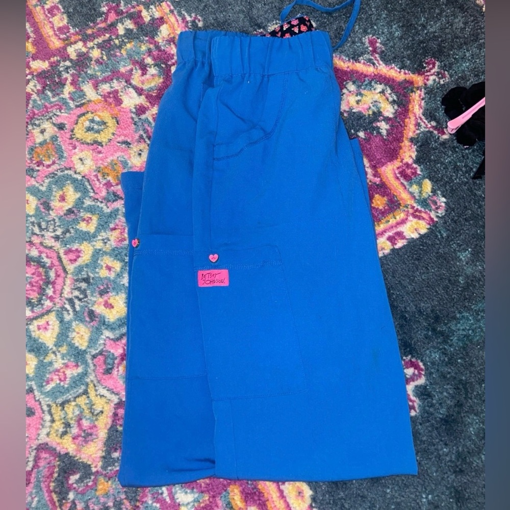 Small Betsey johnson scrub pants